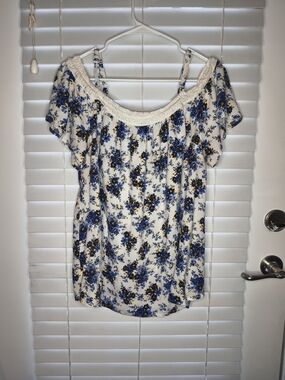 Torrid Women's Women's Blouse Size 3x Floral Print Short Sleeve Off Shoulder